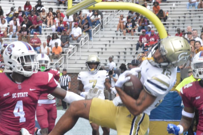 Georgia Tech got a 48-13 win over South Carolina State yesterday